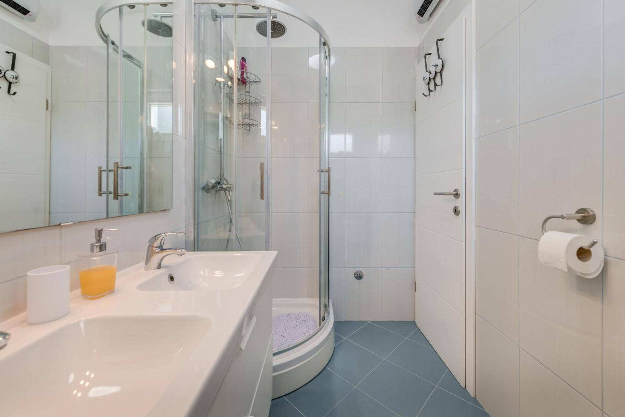 Apartments Cala Подстрана Экстерьер фото