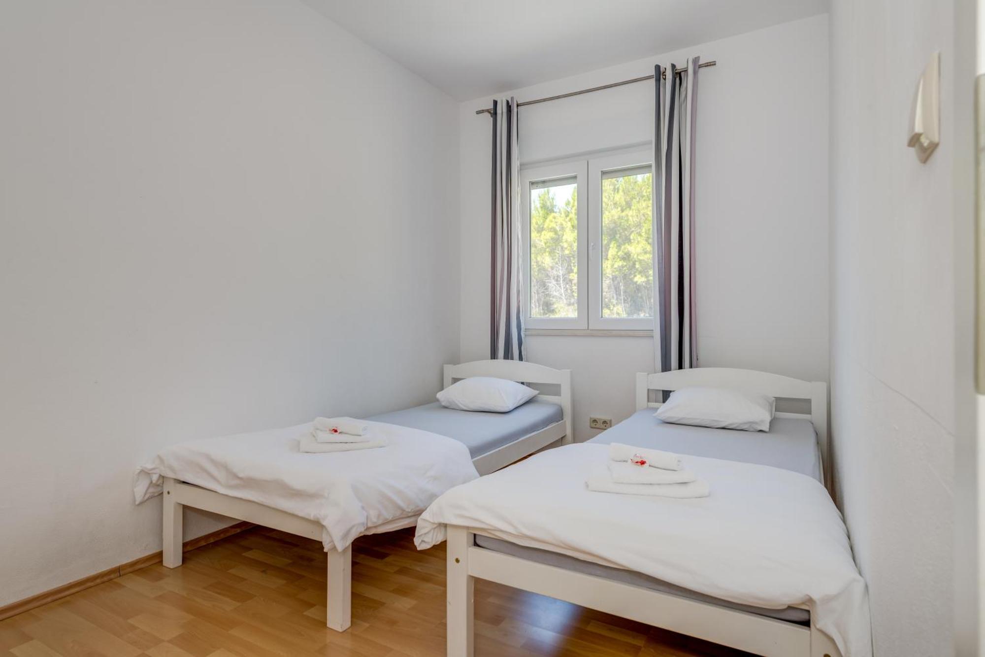 Apartments Cala Подстрана Экстерьер фото