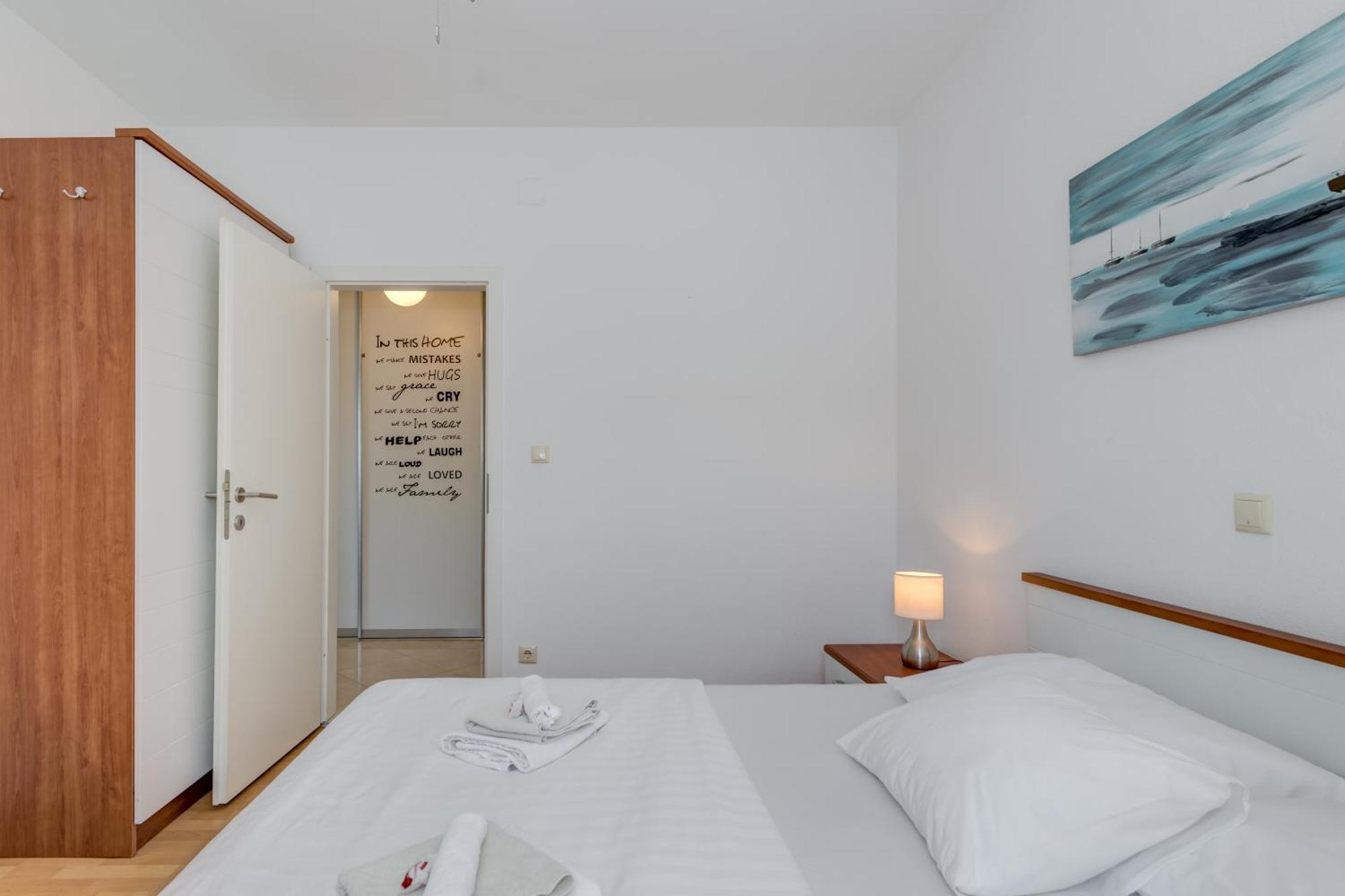 Apartments Cala Подстрана Экстерьер фото